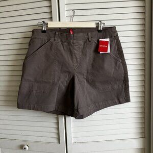 NWT Spanx stretch twill shorts, 6", Smoke
